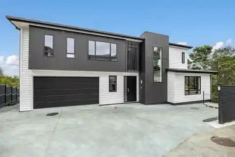 Three-Level Luxury with Separate Guest Suite