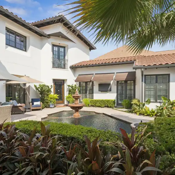 AWARD-WINNING DESIGN WITH TIMELESS SOPHISTICATION