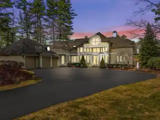 Luxury and Leisure on the Green