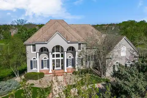 Fabulous Estate Home in Falcon Ridge Estates