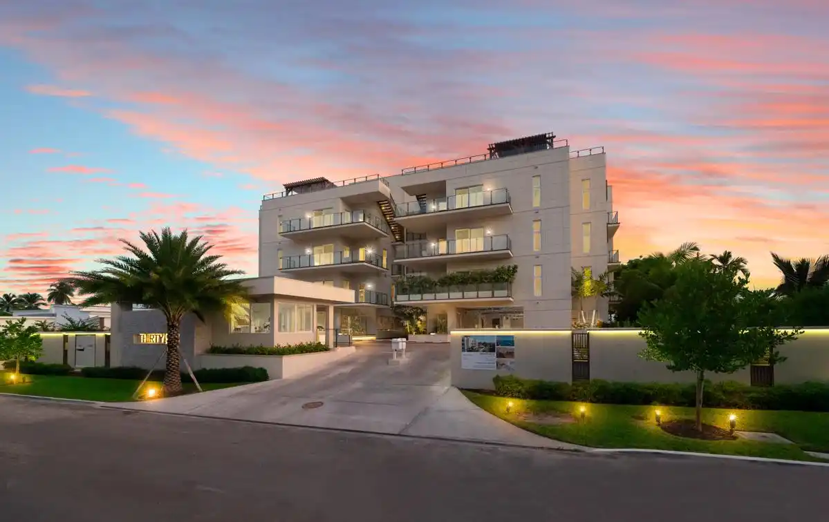 Luxury Condo on Paradise Island