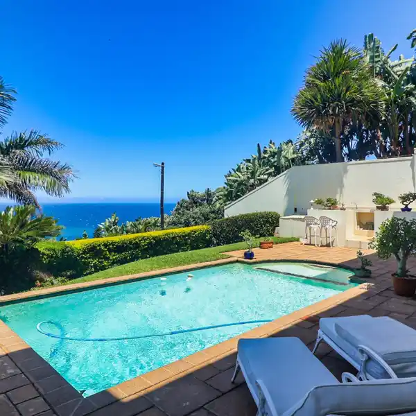 EXTRAORDINARY PROPERTY WITH TWO FIRST-CLASS HOMES