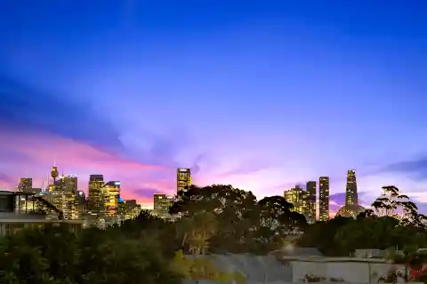 Top-Floor Elegance with Leafy Views and Privacy