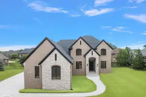 Fantastic Building Site in Pinewood Estates