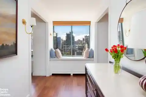 Ariy Renovated Condo for Rent