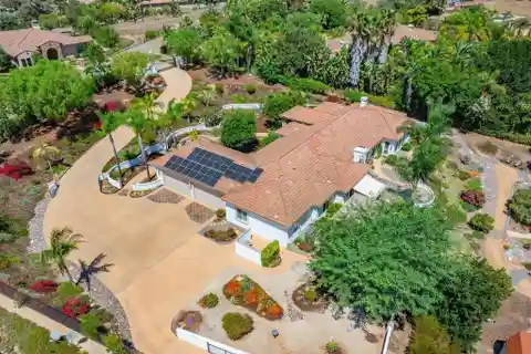 Eco-Conscious Luxury Estate