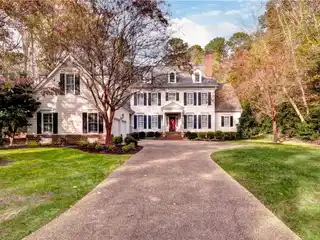 Stunning and Spacious Home in Ford's Colony