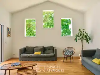 Architect-Designed Villa in Angresse