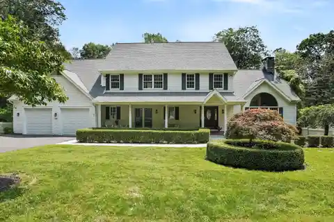 Spacious Cul-De-Sac Colonial with Luxury Amenities