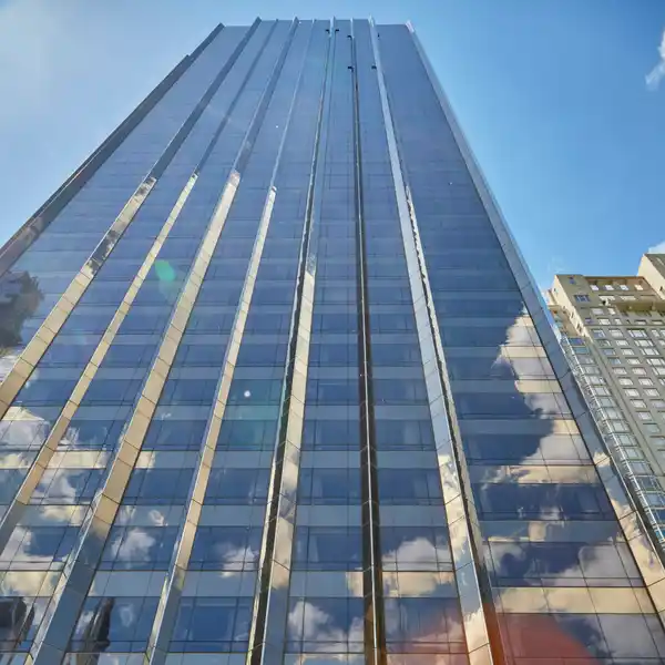 STUNNING APARTMENT WITH AMAZING PARK VIEWS