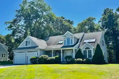 Beautifully Designed Home Across the Street from Long Pond