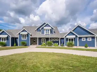 Stunning 17-Acre Modern Farmhouse Estate