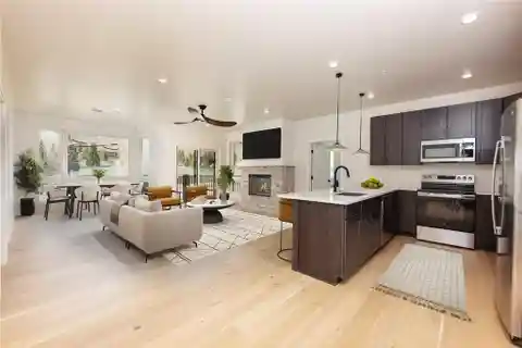 Corner Penthouse in Brightwood at Keystone