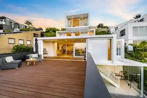 Sleek Design with Effortless Flow
