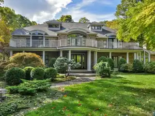 Exquisite Five Bedroom Home