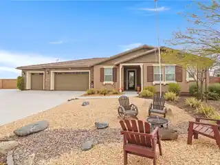 Desirable One-level Layout in Boulder Estates