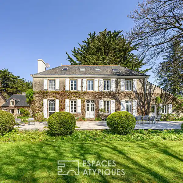 18TH-CENTURY ELEGANCE MEETS MODERN COMFORT