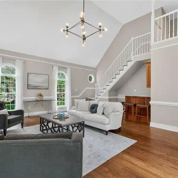 ELEGANCE AND COMFORT IN PRESTIGIOUS KINGSMILL