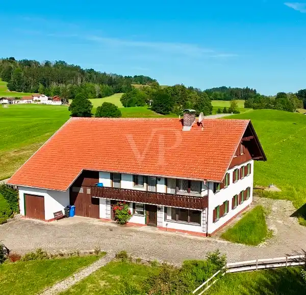 SPECIAL ESTATE WITH ENDLESS POSSIBILITIES