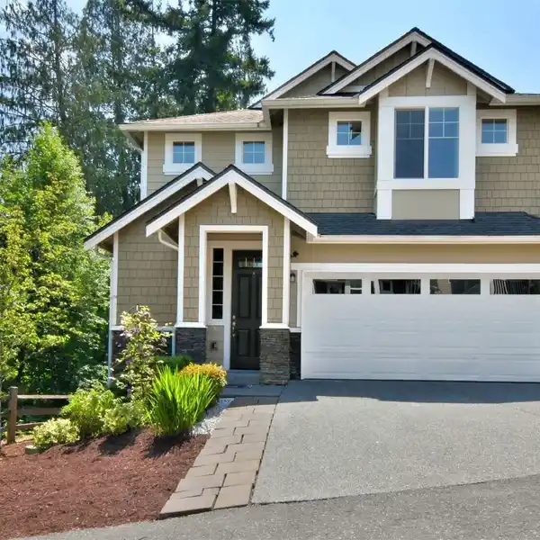 BEAUTIFULLY MAINTAINED HOME ON A PRIVATE STREET