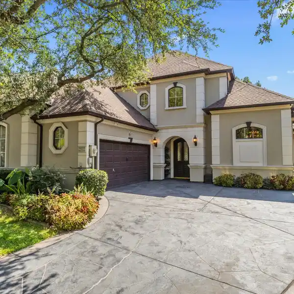 RARE WATERVIEW GEM IN WEST PLANO