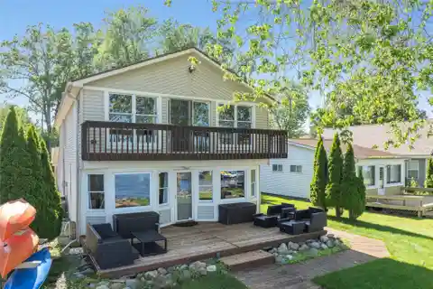 Strawberry Lakefront Retreat