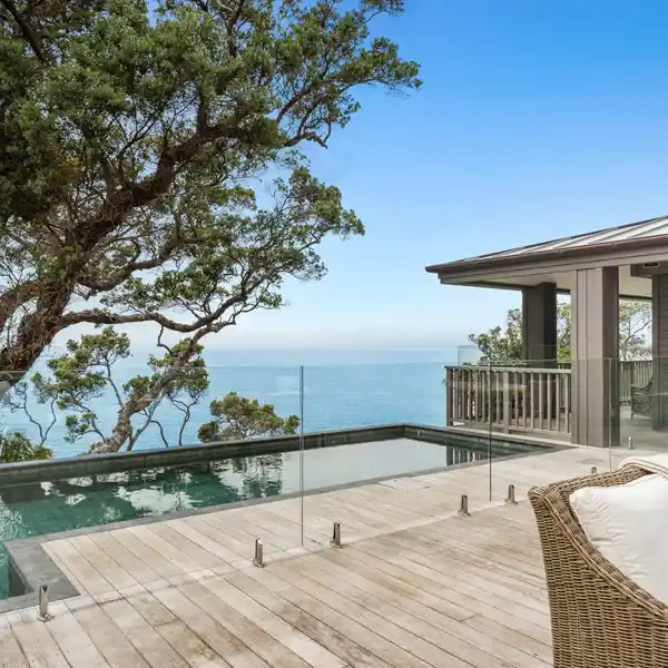 ARCHITECTURAL LUXURY HOME ON EXCLUSIVE TI POINT