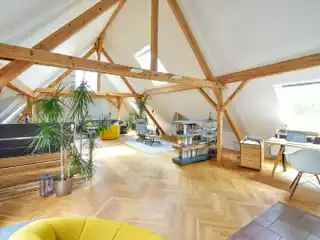 Extraordinary Maisonette Apartment