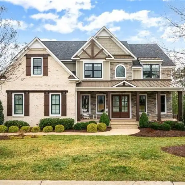 EXTRAORDINARY CUSTOM-BUILT PROPERTY