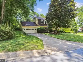 Fabulous Floor Plan with a Lot to Love
