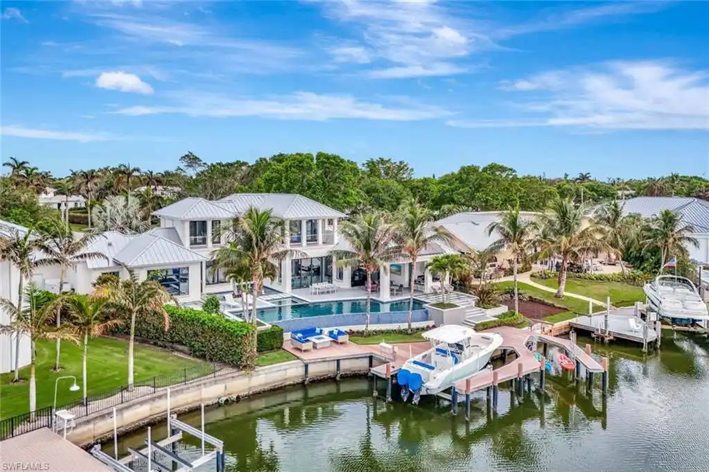 Luxurious Coquina Sands Estate
