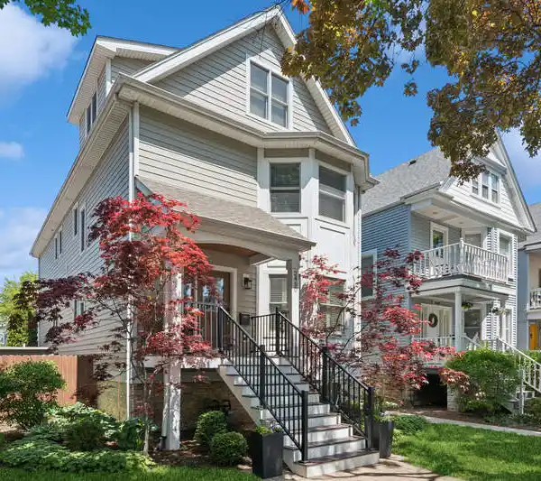 IMPRESSIVELY EXPANSIVE HOME