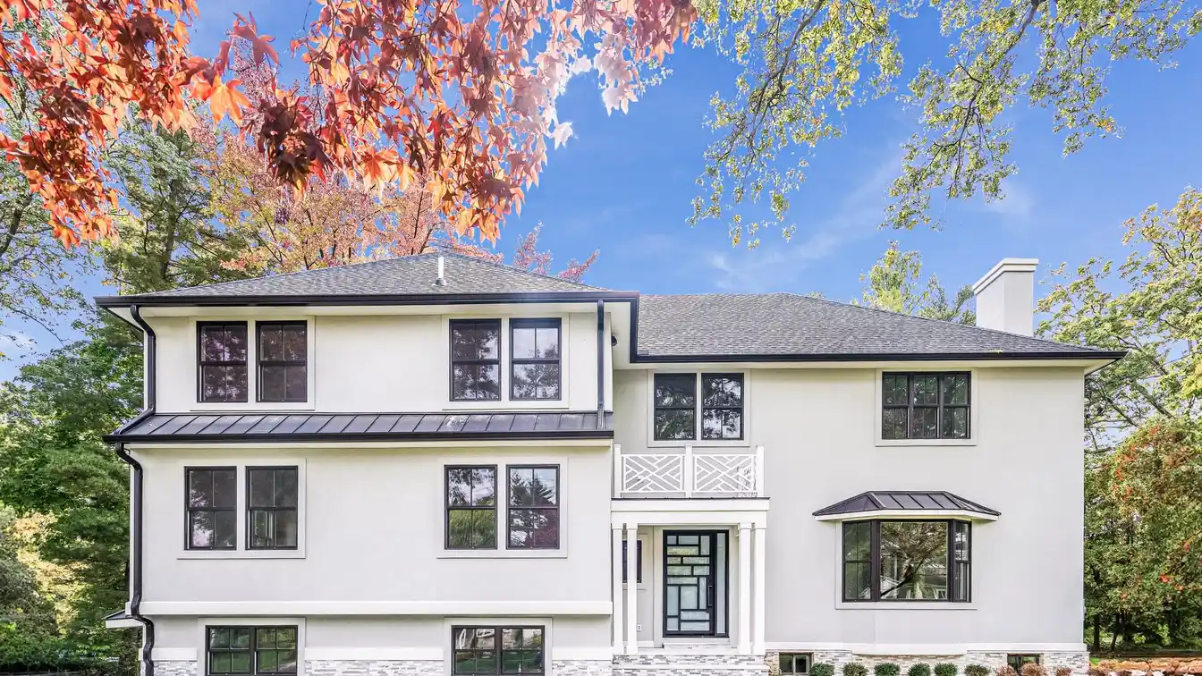 Impeccable Modern Villa-style Home