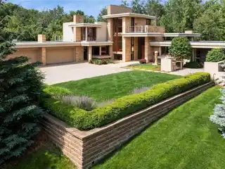 Artful Luxury Home in a Green Setting