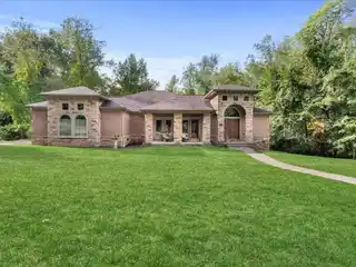 Easy and Elegant One-Level Living