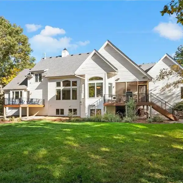 EAST COAST-STYLE MASTERPIECE