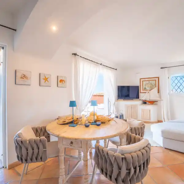 EXCLUSIVE PENTHOUSE  IN LISCIA DI VACCA