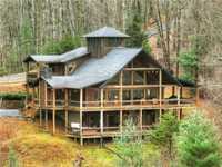 SERENITY AND GRANDEUR IN A PRIVATE MOUNTAIN COMMUNITY