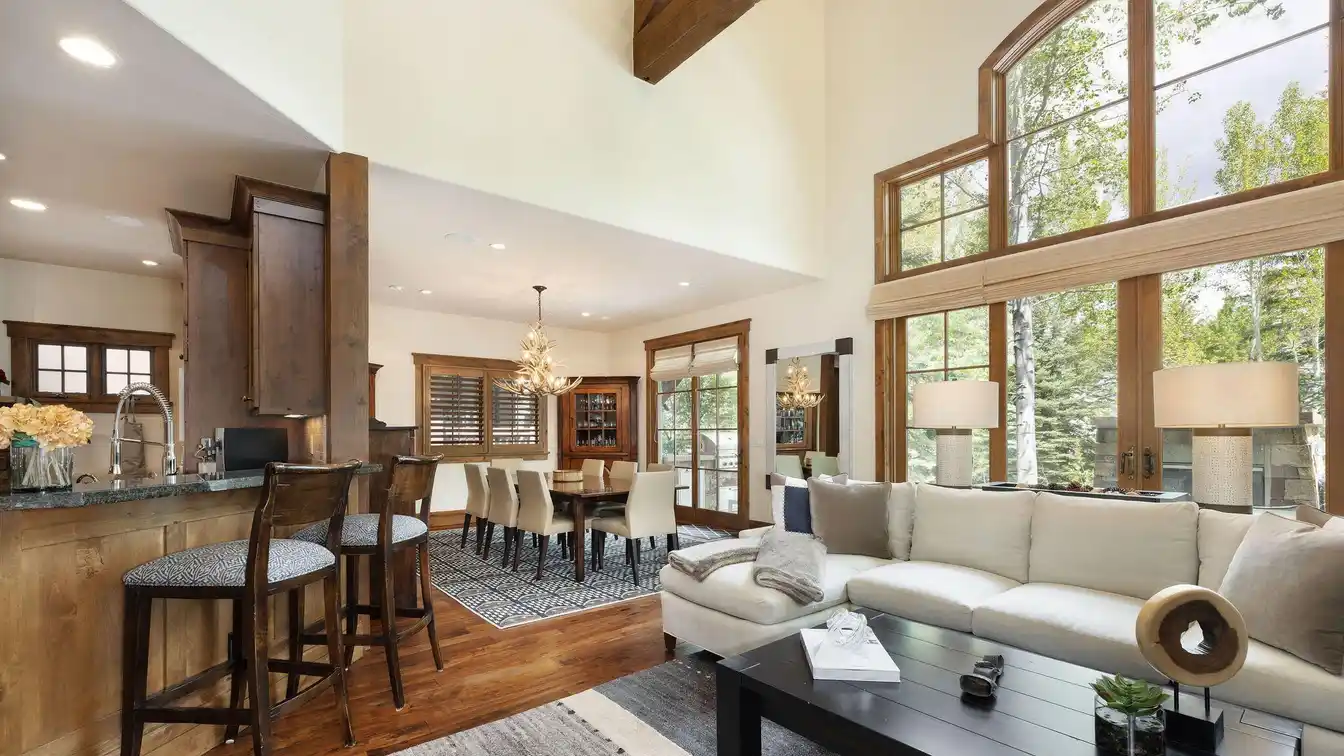 Beautifully Updated Home in Arrowhead Village