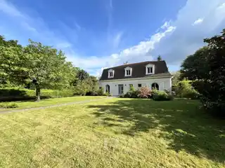 Mansart-Style Property with Pool