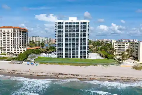 Spectacular High-Floor, Wraparound Corner Residence