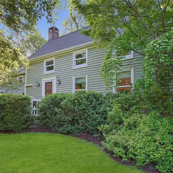 SERENE COLONIAL LIVING WITH DEEDED LAKE ACCESS