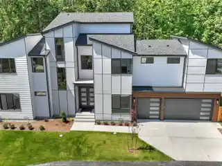 Meticulously Crafted Home in Cassiopeia