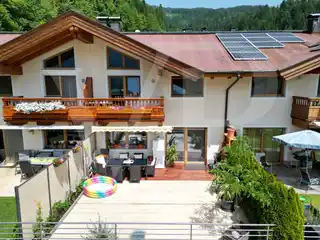 Sunny Terraced House in a Panoramic Location