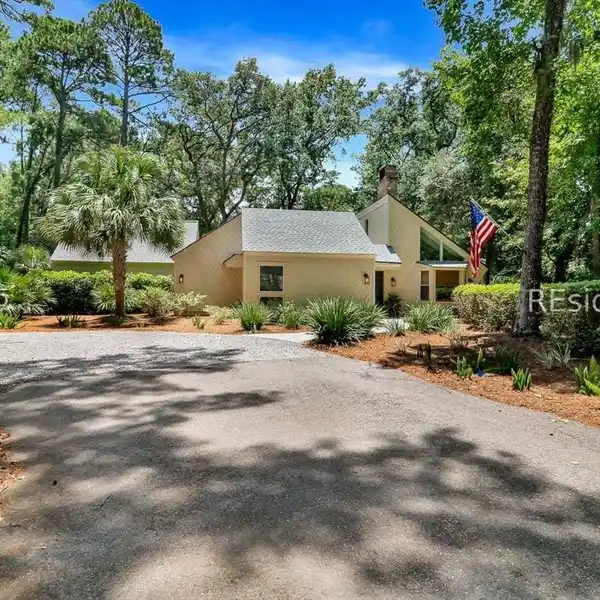 BEAUTIFULLY RENOVATED HOME ON A RARE DOUBLE LOT