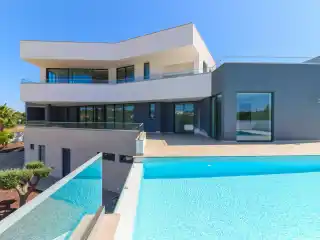 Contemporary Sea-View Villa
