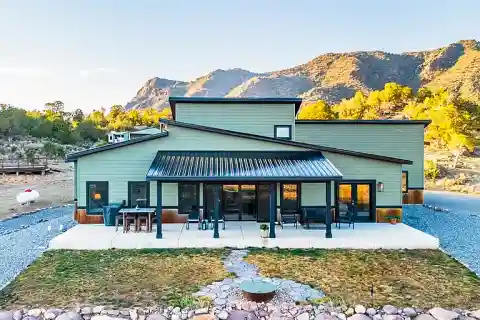 Rare Bostwich Park Custom Contemporary Home