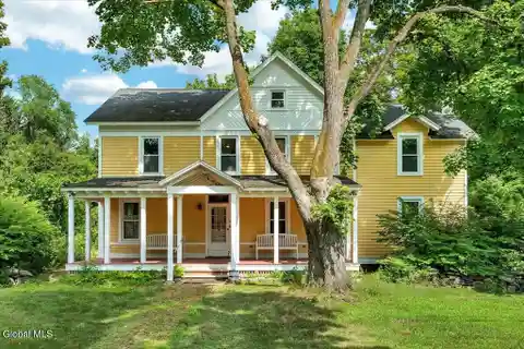 Lovely Home in the Village of Kinderhook