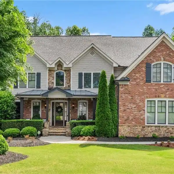 METICULOUSLY MAINTAINED HOME IN A DESIRABLE COMMUNITY