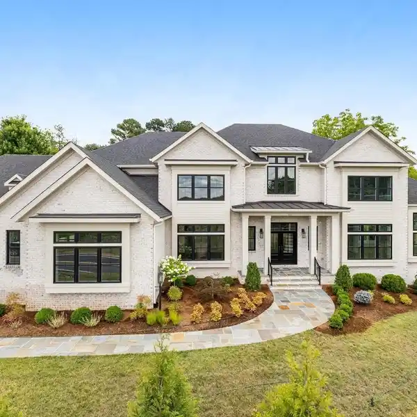 NEW HOME WITH CLEAN CONTEMPORARY DESIGN